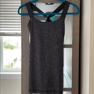 Lulu lemon tank